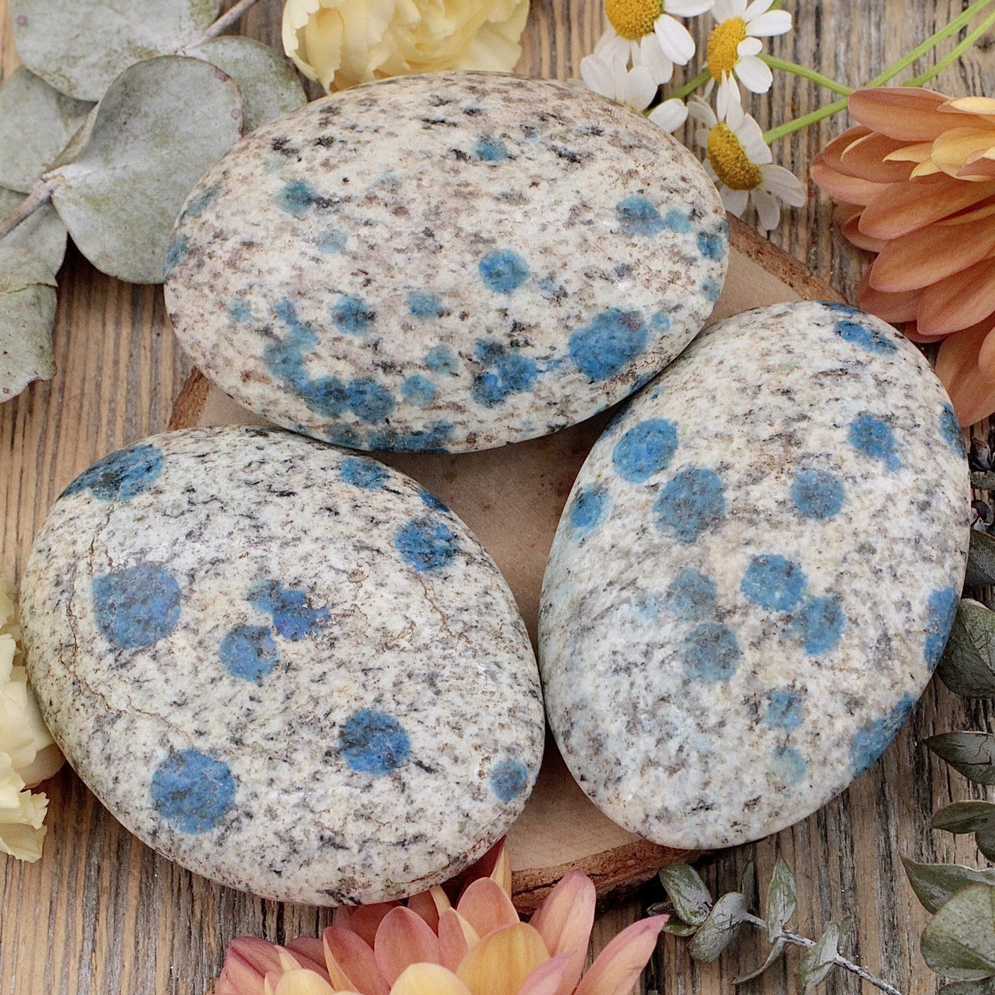 K2 Palm Stone