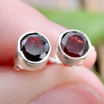 Garnet Round Stud Earrings in Sterling Silver