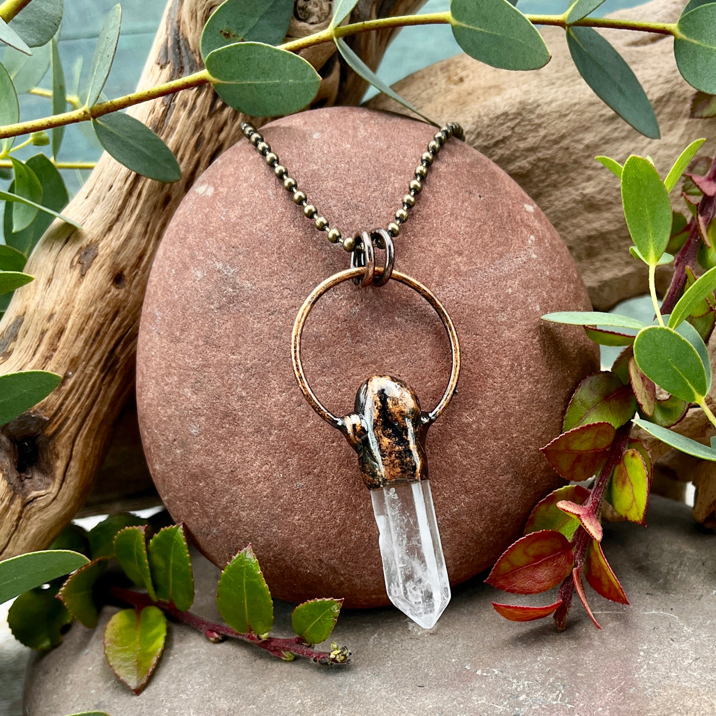 Quartz Point Circle Necklace