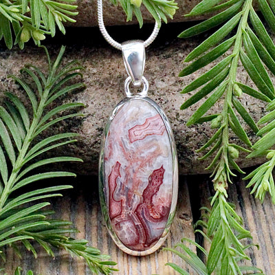 Laguna Lace Agate Pendant