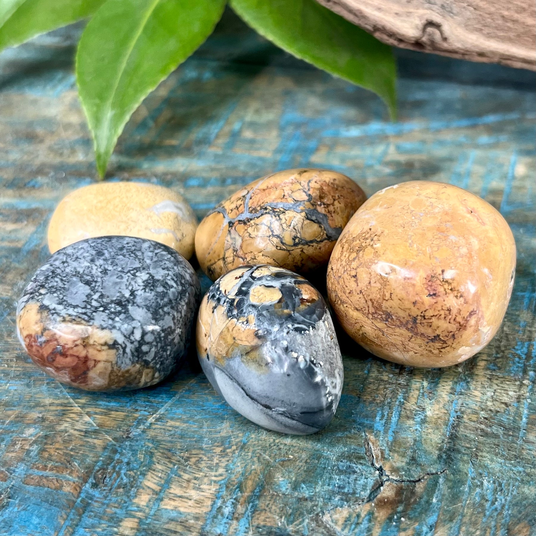 Maligano Jasper stones