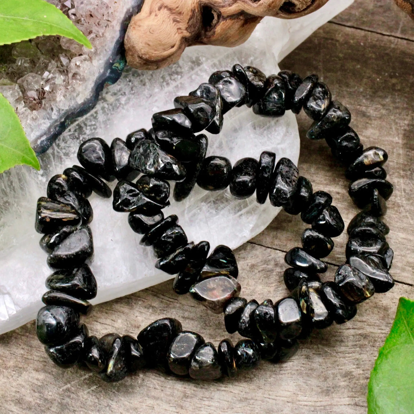 Nuummite Chip Bracelet