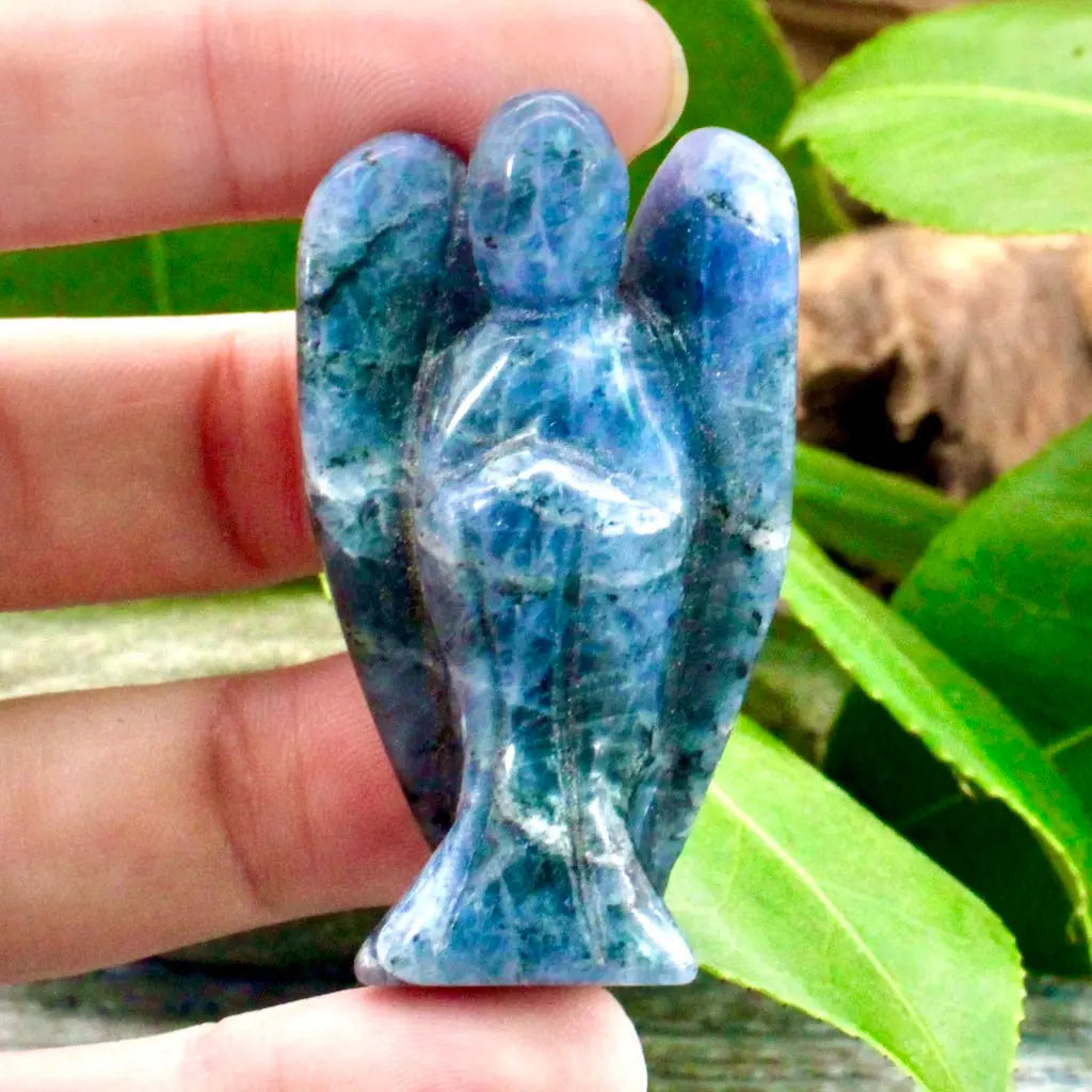 2" Sodalite Angel